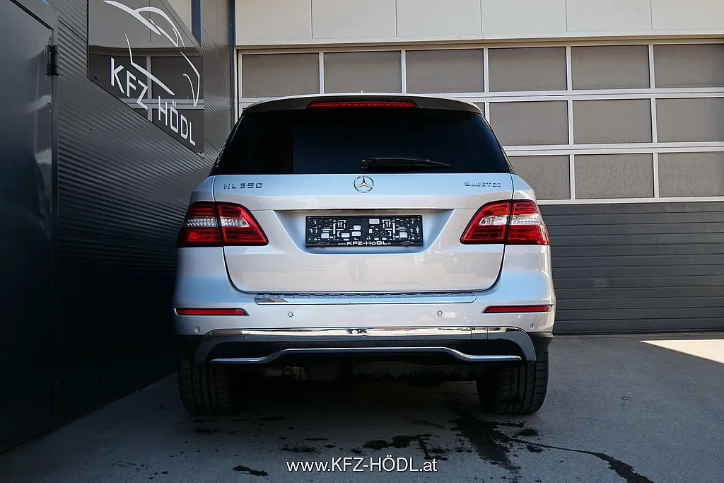 Mercedes-Benz ML 350 BlueTEC 4MATIC Aut. DPF Image 4