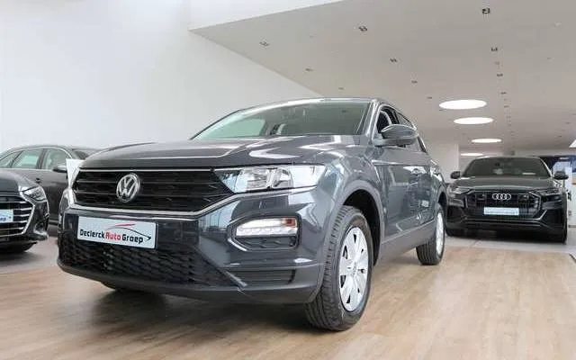 Volkswagen T-Roc 10TSI 6V, NIEUW STOCK & UITZONDERLIJKE PRIJ Image 1