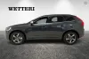 Volvo XC60 D4 AWD R-Design aut Lasikatto / 2 renkaat / m-liikkeen huoltokirja Thumbnail 5