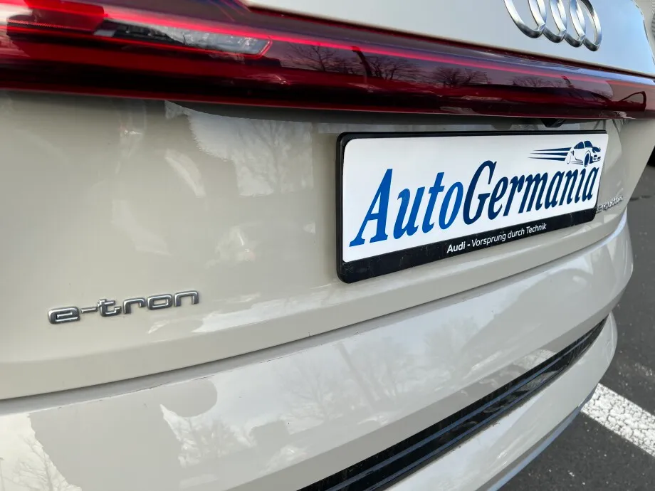 Audi e-tron 55 Quattro 408PS Sportback  Image 5