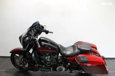 Harley-Davidson FLHXSE